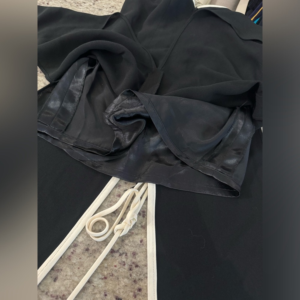 Henri Ho Vintage Luxury Contrast Cut out Lace Black dress made in Korea - Picture 12 of 13